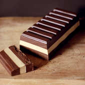 La Molina - Barre g&eacute;ante 2 chocolats Gianduja - noir et blanc