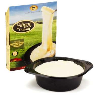 Aligot from Aubrac - traditional recipe Aligot from Aubrac - traditional recipe