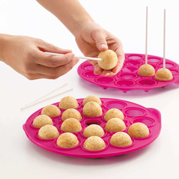 Cake Pop Recipe With Mould - Cupcake Pops Using My Little Cupcake Cake Pop Mold - Love ... : Are ...