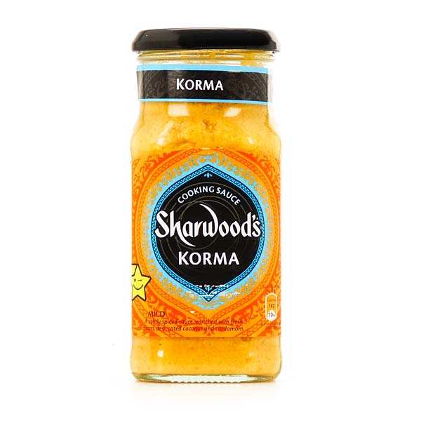 Korma mild cooking sauce Sharwood's