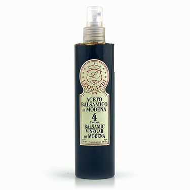 Spray-on 5-year-old balsamic vinegar from Modena Spray-on 5-year-old balsamic vinegar from Modena