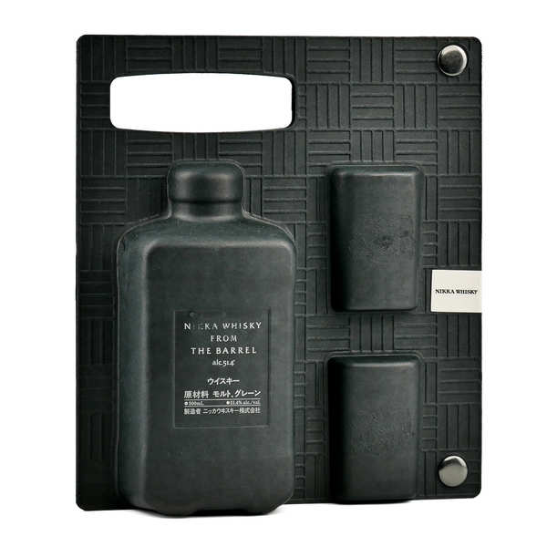 Nikka From The Barrel Gift Box 2 shot glasses and spout Nikka From The Barrel Gift Box 2 shot glasses and spout