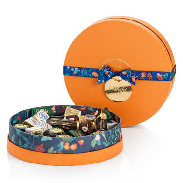 Coffret chocolats italiens Venchi - noir, lait et gianduja et noisettes Coffret chocolats italiens Venchi - noir, lait et gianduja et noisettes