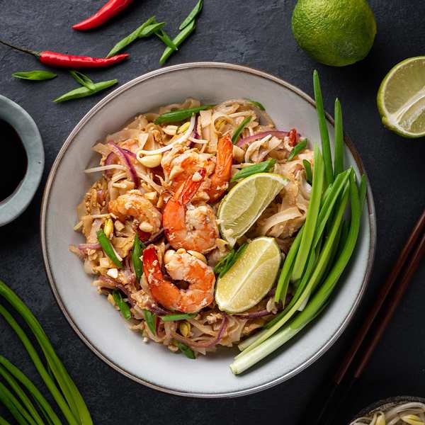 Pad thaï aux crevettes au Thermomix • Yummix