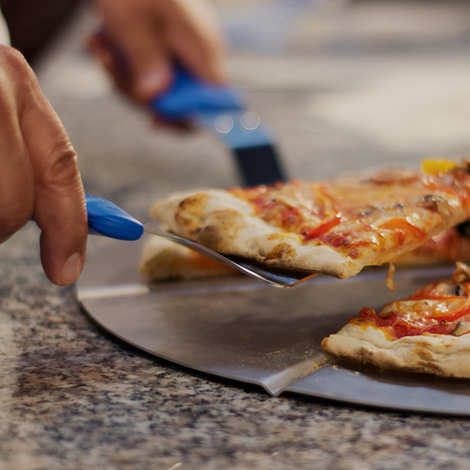 Spatule pour pizza triangulaire tout inox