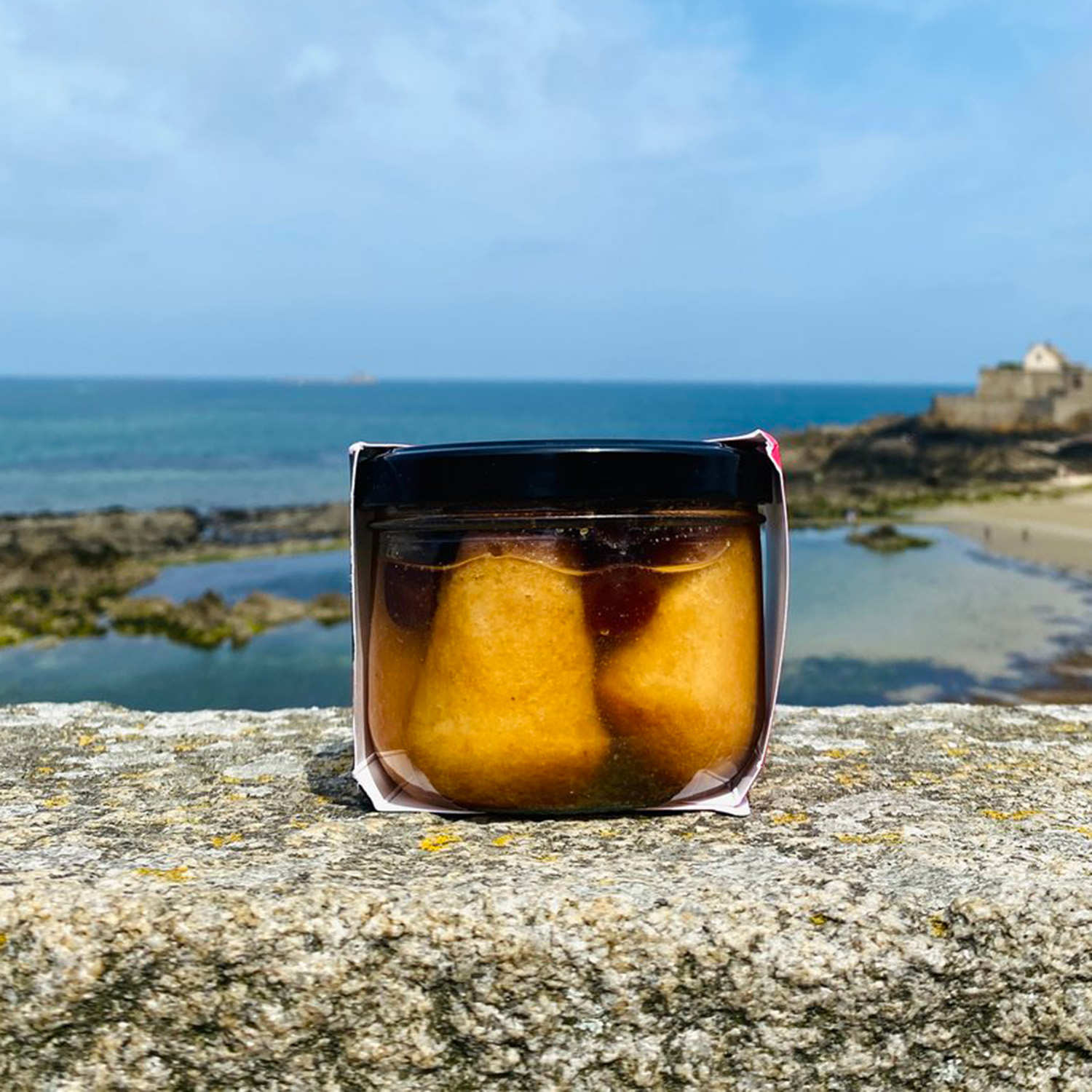 Babas à l&amp;#39;Amaretto et cerises au kirsch - Les babas de Saint-Malo