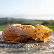 Fouace fraîche aux fruits confits - Gâteau aveyronnais