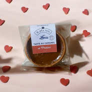 Tarte individuelle au caramel et praliné